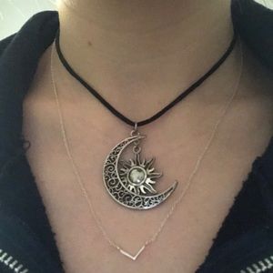 Silver Moon/Sun Necklace ☀️🌙